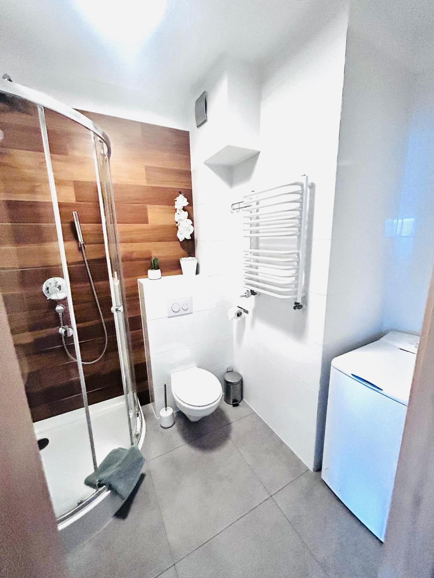Apartament Manhattan 고르주프비엘코폴스키 외부 사진